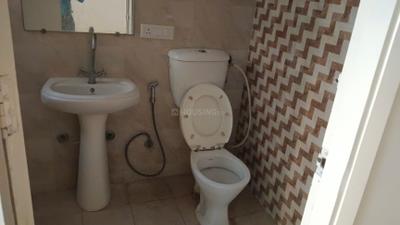 Bathroom Image of 1075 Sq.ft 2 BHK Apartment / Flat for sale in Gaur City 7th Avenue, Noida Extension Greater Noida for Rs. 9000000