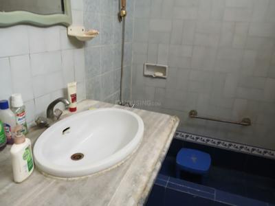 Bathroom Image of 860 Sq.ft 2 BHK Apartment / Flat for sale in Vishnu Puri Kanpur for Rs. 5000000
