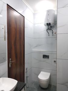 Common Bathroom Image of 1620 Sq.ft 3 BHK Builder Floor for sale in BPTP District 3, Sector 85 Faridabad for Rs. 17000000