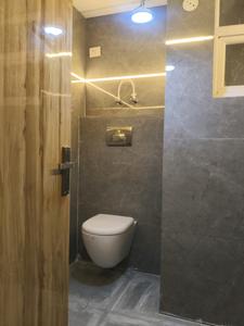 Common Bathroom Image of 980 Sq.ft 2 BHK Apartment / Flat for sale in Trinity High Street North Avenue, Noida Extension Greater Noida for Rs. 4250000