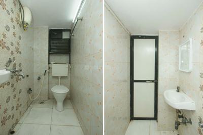 Bathroom Image of brindavan chs in Malad East, Mumbai