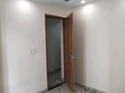 Bedroom Image of 950 Sq.ft 3 BHK Builder Floor for sale in Laxmi Nagar New Delhi for Rs. 9000000