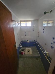 Bathroom Image of 1000 Sq.ft 2 BHK Independent House for rent in Sangareddy Town Sangareddy for Rs. 9000