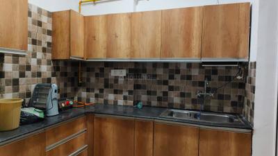 Kitchen Image of 610 Sq.ft 2 BHK Apartment / Flat for rent in Prateek Grand City, Siddharth Vihar Ghaziabad for Rs. 19250