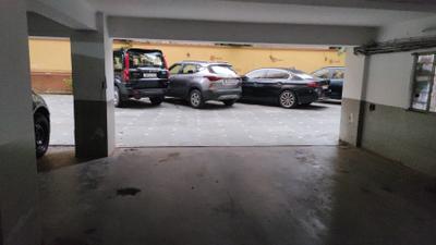 Image of 1050 Sq.ft 2 BHK Apartment / Flat for sale in Park Street Area, Kolkata for Rs. 16000000