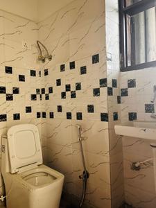 Bathroom Image of 650 Sq.ft 2 BHK Builder Floor for sale in Khanpur New Delhi for Rs. 4450000