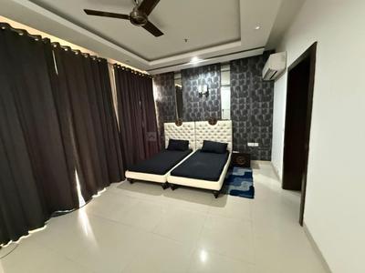 Bedroom Image of 4500 Sq.ft 4 BHK Penthouse for sale in Amrapali Silicon City, Sector 76 Noida for Rs. 50000000