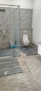 Bathroom Image of 12000 Sq.ft 6 BHK Independent House for rent in Jubilee Hills Hyderabad for Rs. 1000000