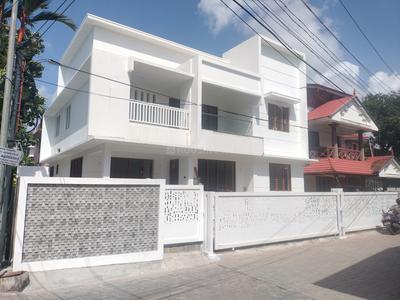 4 BHK Independent House