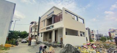 Living Room Image of 2500 Sq.ft 3 BHK Villa for sale in Kalapatti Coimbatore for Rs. 14500000