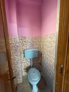 Bathroom Image of 950 Sq.ft 3 BHK Apartment / Flat for sale in Barisha Kolkata for Rs. 4500000