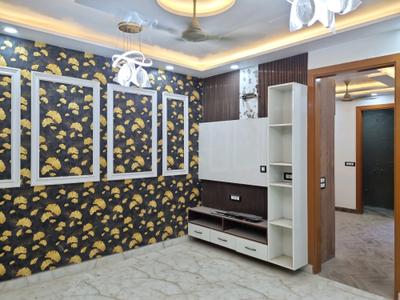 Living Room Image of 810 Sq.ft 3 BHK Apartment / Flat for sale in Hans Builders Floor, Dwarka Mor New Delhi for Rs. 6000001