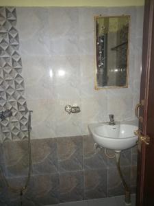 Bathroom Image of 700 Sq.ft 2 BHK Independent House for rent in Jagadamba Junction Visakhapatnam for Rs. 9000