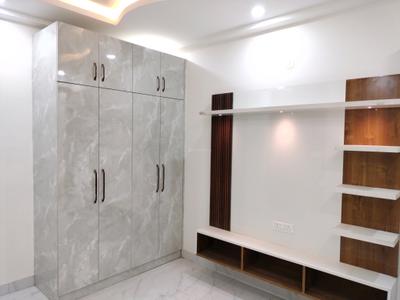 Bedroom Image of 1200 Sq.ft 4 BHK Builder Floor for sale in Bharat Vihar New Delhi for Rs. 11700000