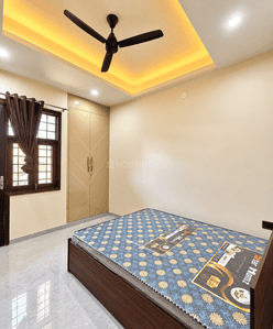 Bedroom Image of 900 Sq.ft 3 BHK Apartment / Flat for sale in Sector 11 Gurgaon for Rs. 7400000