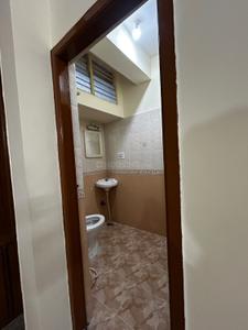 Bathroom Image of 1000 Sq.ft 2 BHK Independent House for rent in Indira Nagar Bengaluru for Rs. 35000