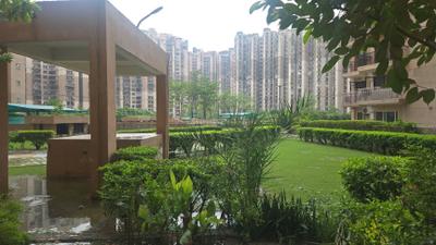 Image of 1968 Sq.ft 4 BHK Apartment / Flat for sale in Logix Blossom County, Sector 137, Noida for Rs. 27000000