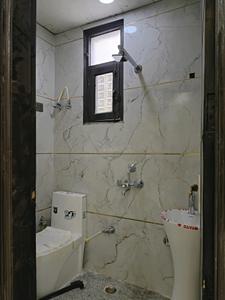 Common Bathroom Image of 1000 Sq.ft 2 BHK Builder Floor for sale in Indirapuram Ghaziabad for Rs. 8200000