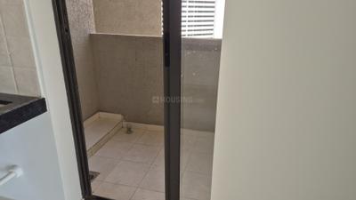 Image of 1025 Sq.ft 2 BHK Apartment / Flat for rent in Shapoorji Pallonji Joyville Sensorium, Maan, Pune for Rs. 26500