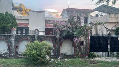 5 BHK Independent House