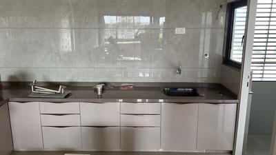 Kitchen Image of 2916 Sq.ft 3 BHK Apartment / Flat for rent in Altezza, Sargasan Gandhinagar for Rs. 47000