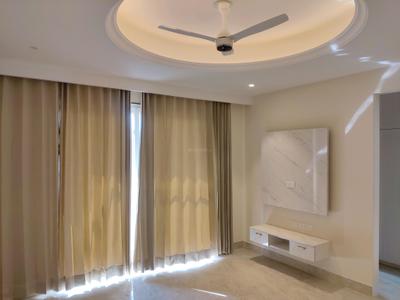 Bedroom Image of 2430 Sq.ft 4 BHK Builder Floor for sale in Ansal Versalia, Sector 67 Gurgaon for Rs. 25500000