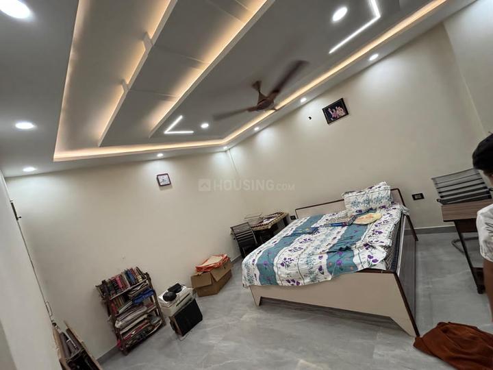 Vinay Khand 4, Gomti Nagar Bedroom 1