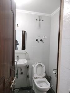 Common Bathroom Two Image of 1600 Sq.ft 3 BHK Apartment / Flat for sale in Y, Sector 7 Dwarka New Delhi for Rs. 24900000