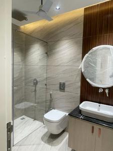 Bathroom Image of 2160 Sq.ft 4 BHK Builder Floor for sale in Yojana Vihar RWA, Anand Vihar New Delhi for Rs. 40000000