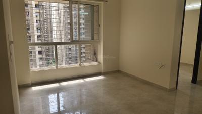 Living Room Image of 1020 Sq.ft 2 BHK Apartment / Flat for rent in Lodha Amara, Kolshet Thane for Rs. 37500