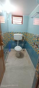 Bathroom Image of 1050 Sq.ft 2 BHK Builder Floor for rent in Paschim Putiary Kolkata for Rs. 12500