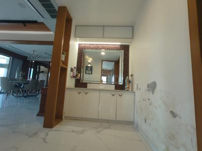 Kitchen Image of 3825 Sq.ft 4 BHK Apartment / Flat for sale in Science City Ahmedabad for Rs. 35100000