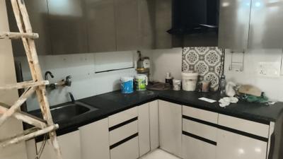 Kitchen Image of 1000 Sq.ft 2 BHK Builder Floor for rent in Indirapuram Ghaziabad for Rs. 21000
