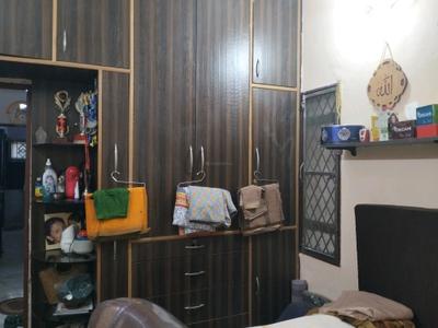 Bedroom Image of 1800 Sq.ft 3 BHK Apartment / Flat for sale in Dilshad Garden New Delhi for Rs. 17500000