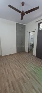 Bedroom Image of 1300 Sq.ft 3 BHK Apartment / Flat for rent in Patparganj New Delhi for Rs. 41000