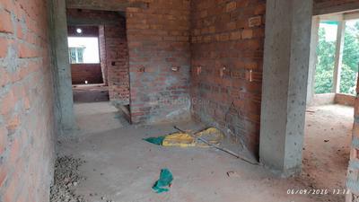 Living Room Image of 710 Sq.ft 2 BHK Apartment / Flat for sale in Paschim Putiary Kolkata for Rs. 3000000