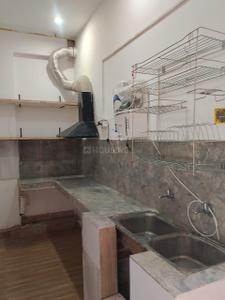 Kitchen Image of 350 Sq.ft 1 RK Builder Floor for rent in Sector 63 A Noida for Rs. 14000