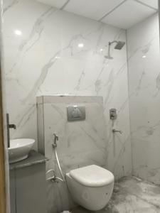 Trinity Primus Attached Bathroom with Bedroom Three 2