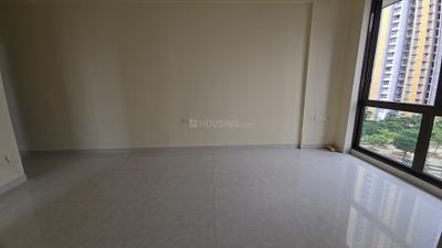 Living Room Image of 781 Sq.ft 2.5 BHK Apartment / Flat for sale in The Atmosphere Phase 1, Mulund West Mumbai for Rs. 23500000