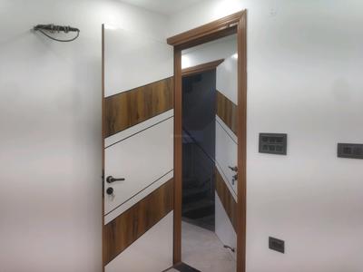 Bedroom Image of 1000 Sq.ft 3 BHK Builder Floor for sale in Govindpuri New Delhi for Rs. 6000000