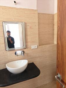 Bathroom Image of 1175 Sq.ft 2 BHK Apartment / Flat for sale in George Town Allahabad for Rs. 13000000