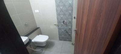 Bathroom Image of 1300 Sq.ft 3 BHK Apartment / Flat for rent in Samraat Gokuldham Society, Hirawadi Nashik for Rs. 16000