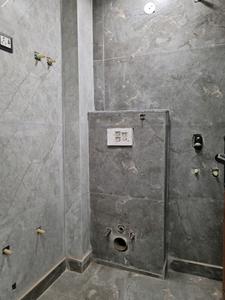 Common Bathroom Image of 720 Sq.ft 3 BHK Apartment / Flat for sale in Razapur Khurd New Delhi for Rs. 4300000