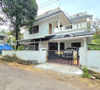 Image of 16000 Sq.ft 3 BHK Independent House for sale in Alangad, Kochi for Rs. 4600000