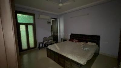 Bedroom Image of 2925 Sq.ft 4 BHK Builder Floor for sale in Janakpuri New Delhi for Rs. 55000000