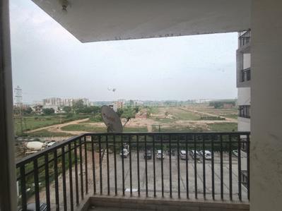 Balcony Image of 1350 Sq.ft 3 BHK Apartment / Flat for rent in Motiaz Royal Citi, Gazipur Zirakpur for Rs. 30000