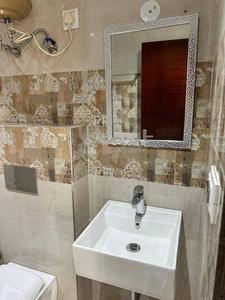 Bathroom Image of Luxury Accomodation in Sector 39, Gurgaon