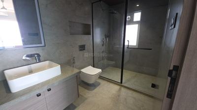 Image of 2500 Sq.ft 4 BHK Apartment / Flat for rent in Lokhandwala Minerva, Worli, Mumbai for Rs. 450000