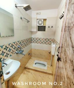 Bathroom Image of 1025 Sq.ft 2 BHK Apartment / Flat for sale in Centurion Sky, Bagmugaliya Bhopal for Rs. 3500000