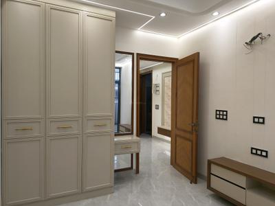 Bedroom Image of 1300 Sq.ft 3 BHK Builder Floor for sale in Indirapuram Ghaziabad for Rs. 19500000